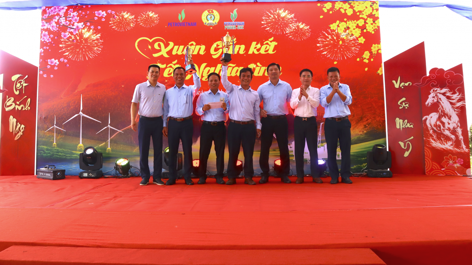 “Petrovietnam: Xuân Gắn kết - Tết Nghĩa tình” đầy ấm áp tại thủy điện Đakđrinh