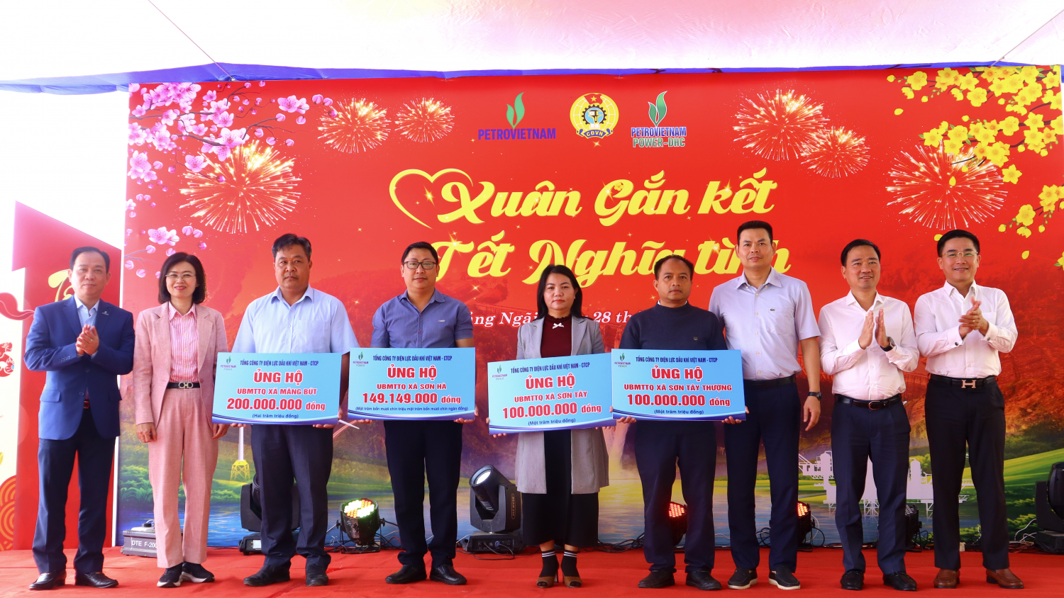 “Petrovietnam: Xuân Gắn kết - Tết Nghĩa tình” đầy ấm áp tại thủy điện Đakđrinh