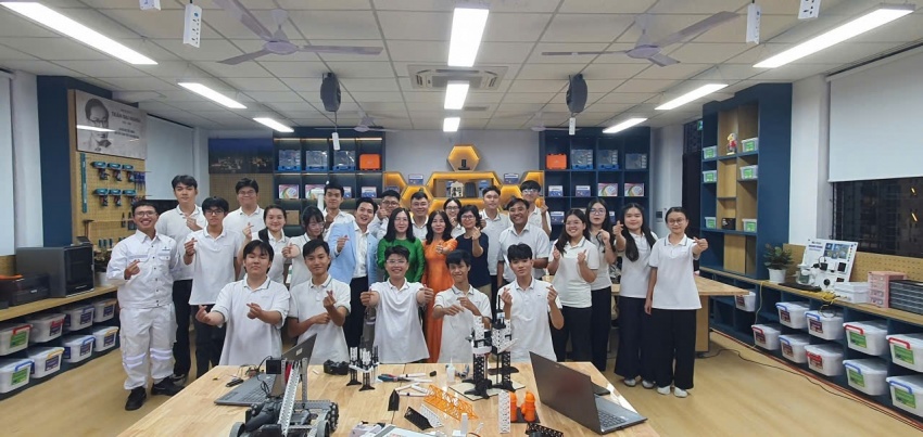 Mạch nguồn tri thức cho nhân lực khoa học - công nghệ quốc gia
