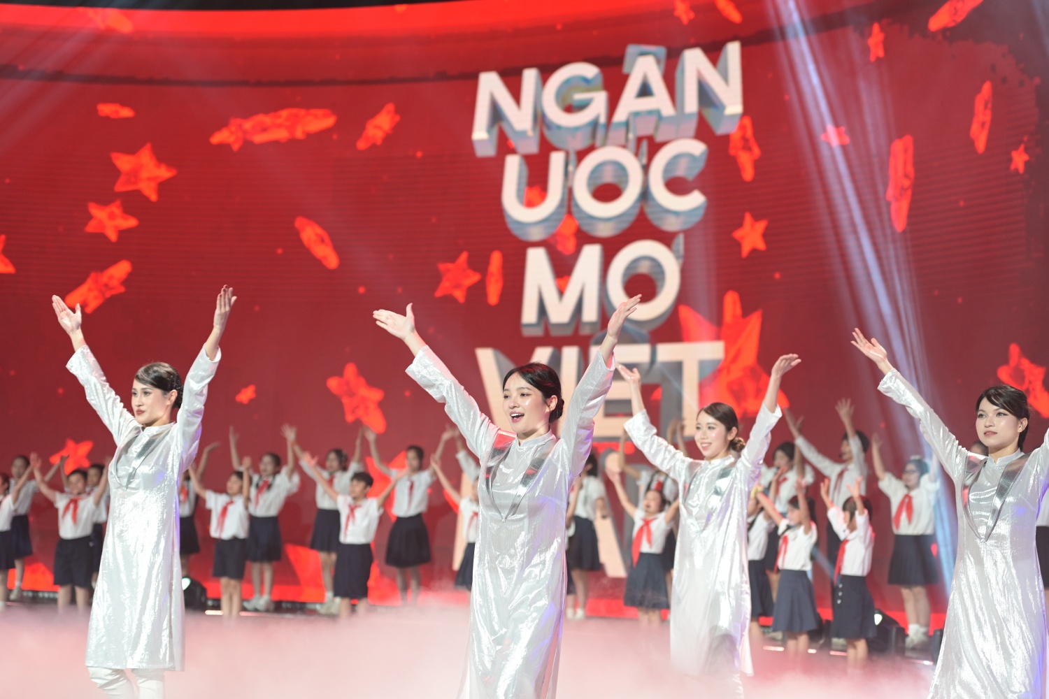 Một chương trình đầy cảm xúc, một hành trình đầy hứng khởi