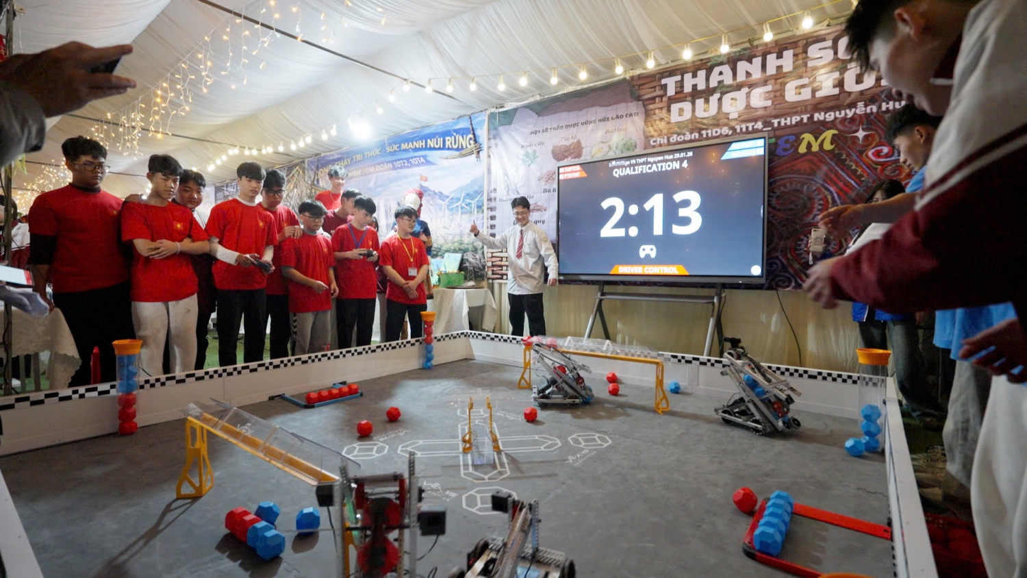 Tưng bừng khai mạc ngày hội STEM Xuân 2026 nơi biên cương Tưng bừng khai mạc ngày hội STEM Xuân 2026 nơi biên cương