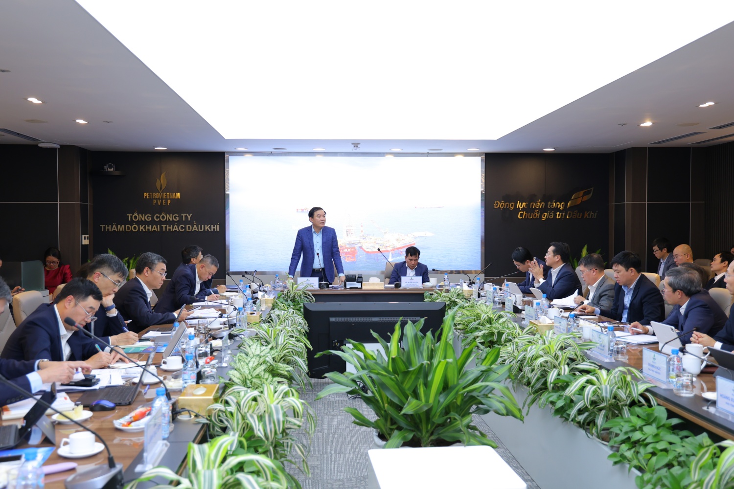 PVEP tăng tốc đầu tư, chuyển đổi số cho mục tiêu tăng trưởng dài hạn PVEP tăng tốc đầu tư, chuyển đổi số cho mục tiêu tăng trưởng dài hạn