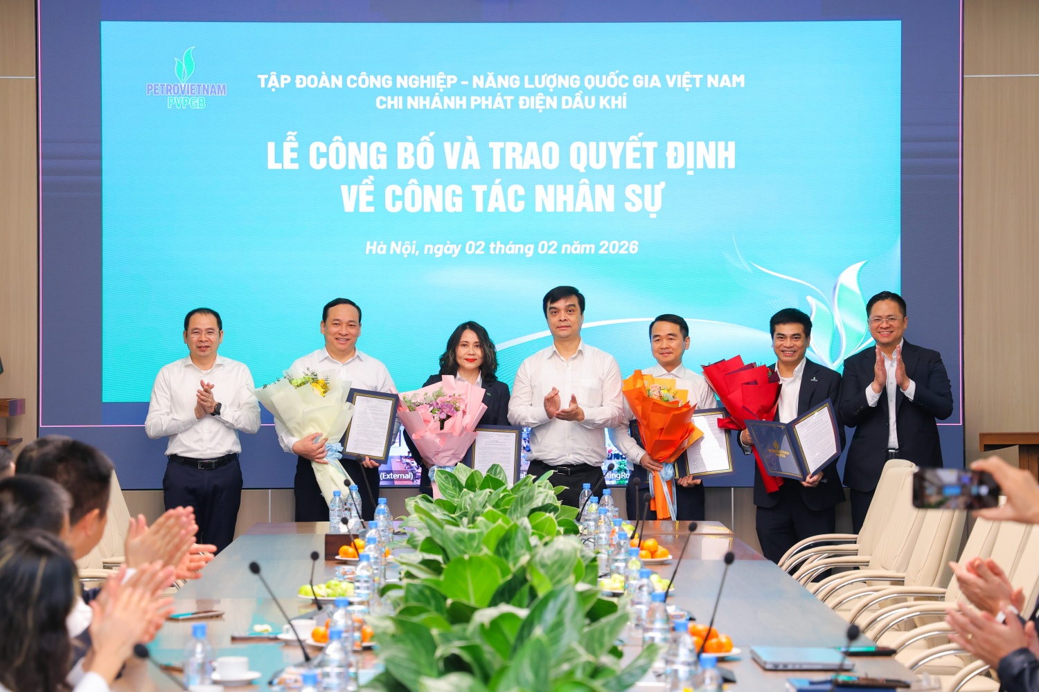 PVPGB công bố, trao quyết định bổ nhiệm cán bộ lãnh đạo các phòng