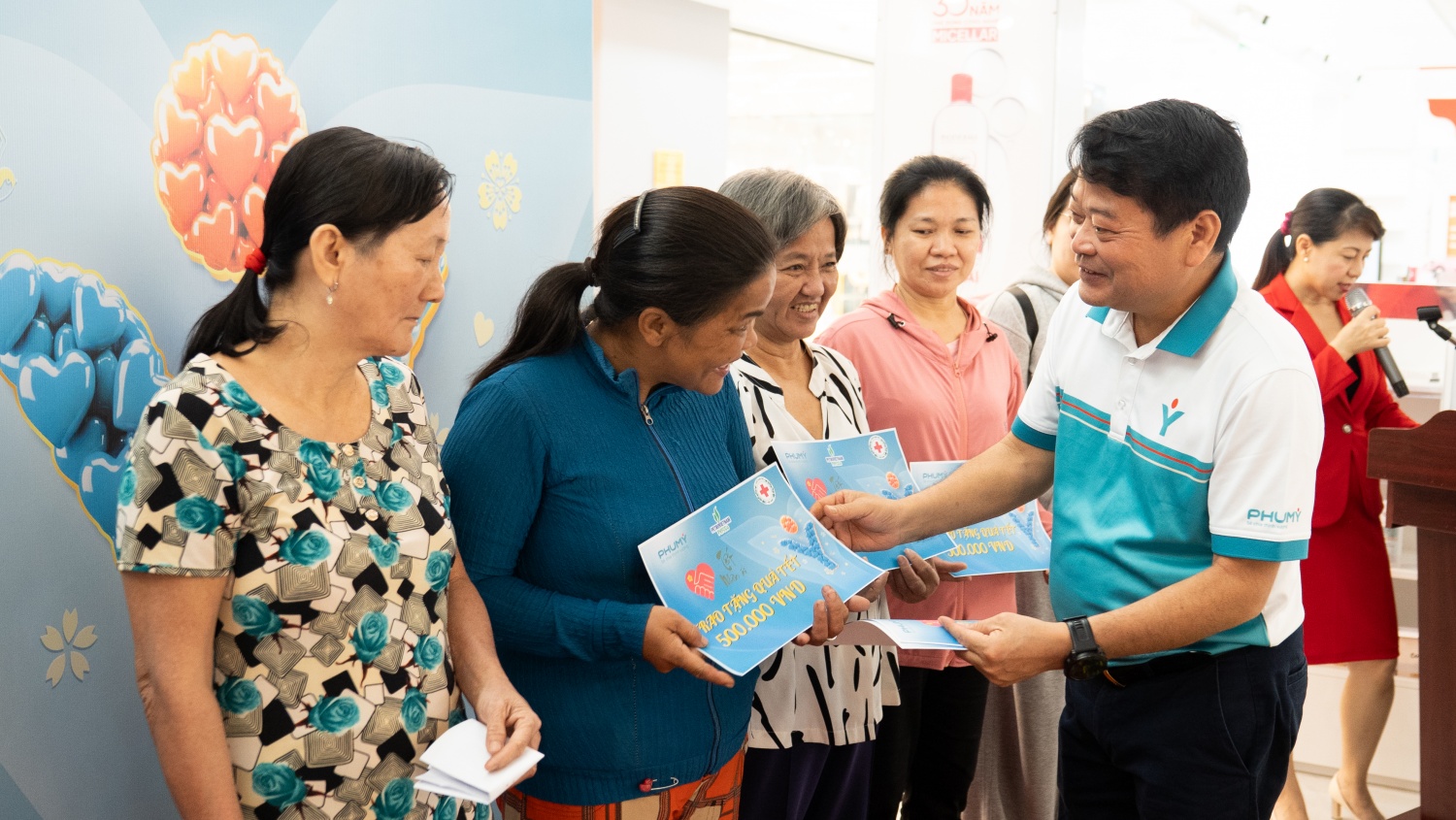 Hành trình “Xuân yêu thương – Tết sẻ chia” lan tỏa nghĩa tình Phú Mỹ Hành trình “Xuân yêu thương – Tết sẻ chia” lan tỏa nghĩa tình Phú Mỹ