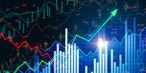 Tin nhanh chứng khoán ngày 3/2: Dòng tiền đổ mạnh vào nhóm midcap, VN Index tăng điểm trở lại