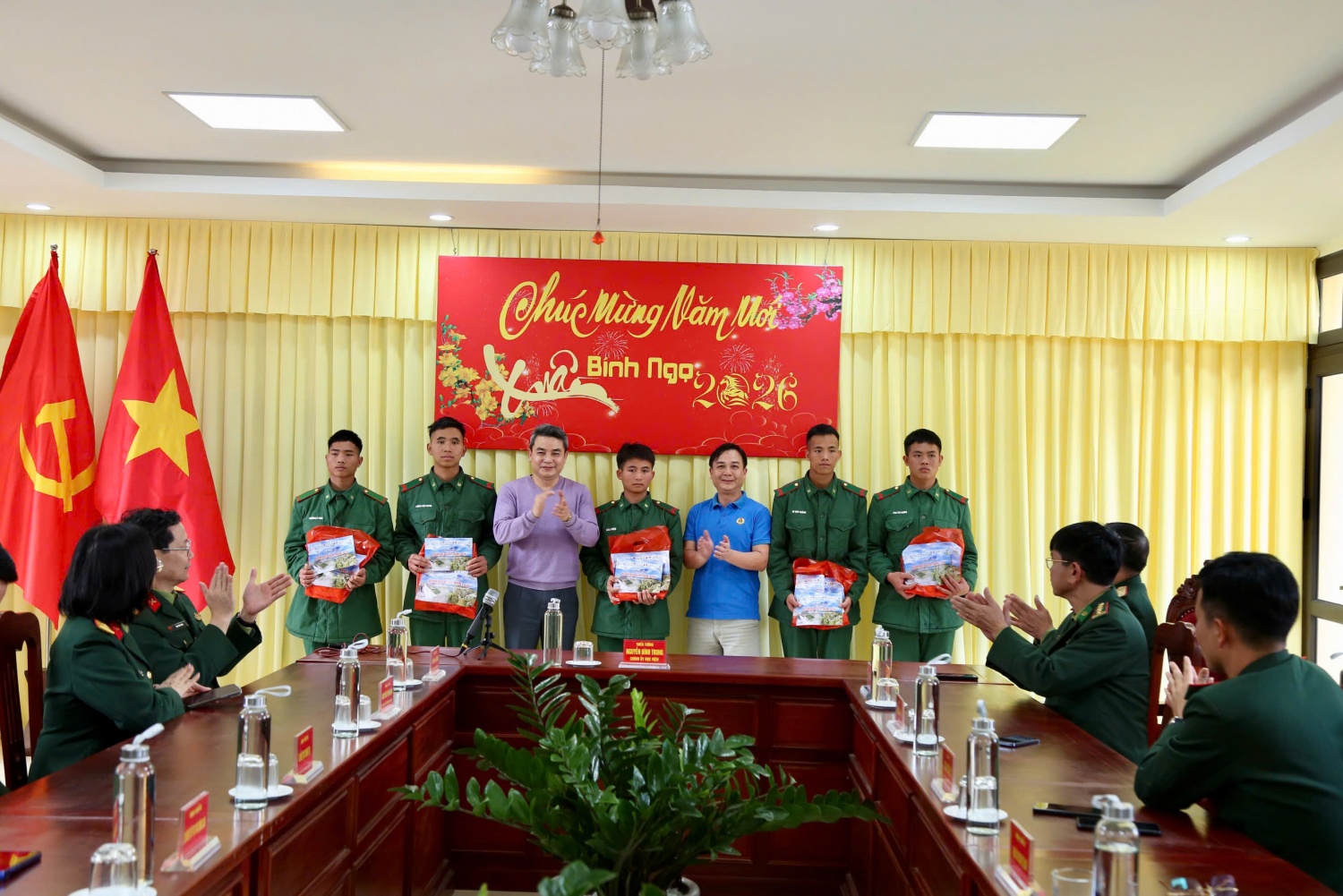 PVEP mang xuấn ấm đến nơi biên cương PVEP mang xuấn ấm đến nơi biên cương