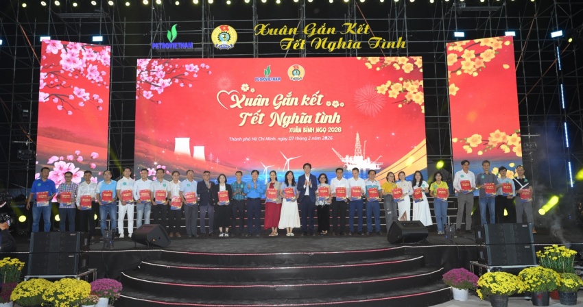 Lan tỏa Petrovietnam: Xuân Gắn kết   Tết Nghĩa tình” tại khu vực Vũng Tàu - TP. Hồ Chí Minh