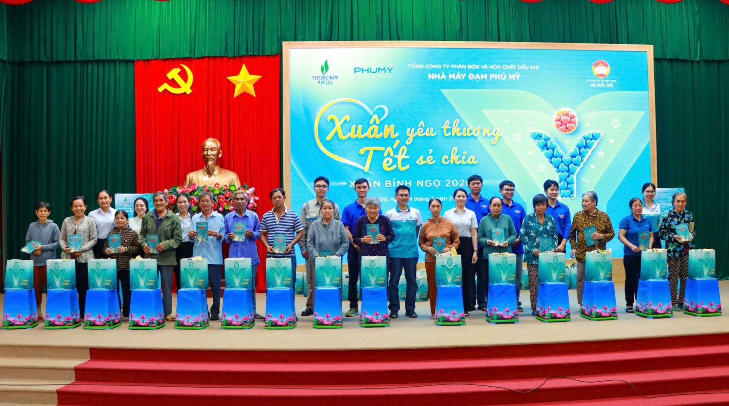 Hành trình “Xuân yêu thương – Tết sẻ chia” lan tỏa nghĩa tình Phú Mỹ Hành trình “Xuân yêu thương – Tết sẻ chia” lan tỏa nghĩa tình Phú Mỹ