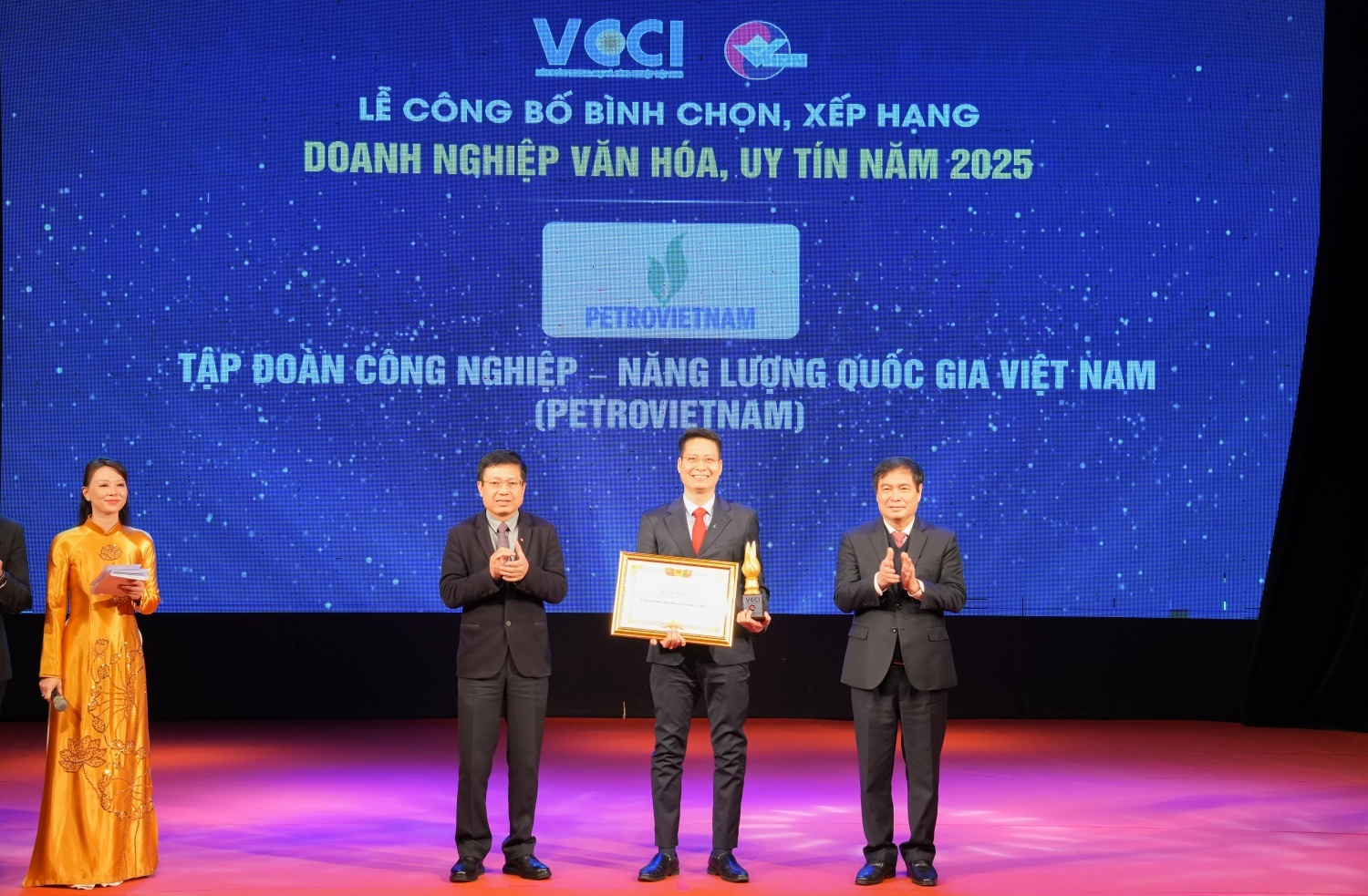 Văn hóa doanh nghiệp: 