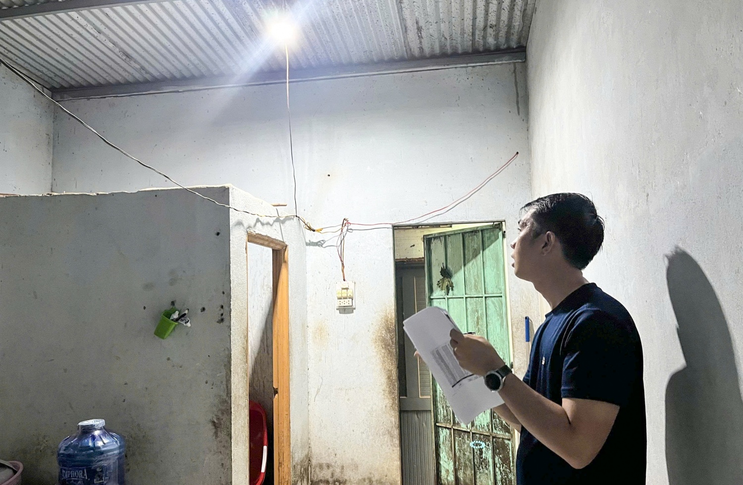 Tuổi trẻ Nhà máy đạm Phú Mỹ: Xung kích từ dây chuyền sản xuất đến những mái nhà dân Tuổi trẻ Petrovietnam: Xung kích từ dây chuyền sản xuất đến những mái nhà dân