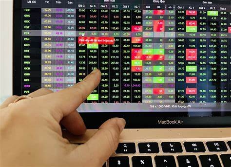 Nhận định thị trường chứng khoán ngày 9/3: Bán cổ phiếu đang suy yếu để bảo toàn danh mục