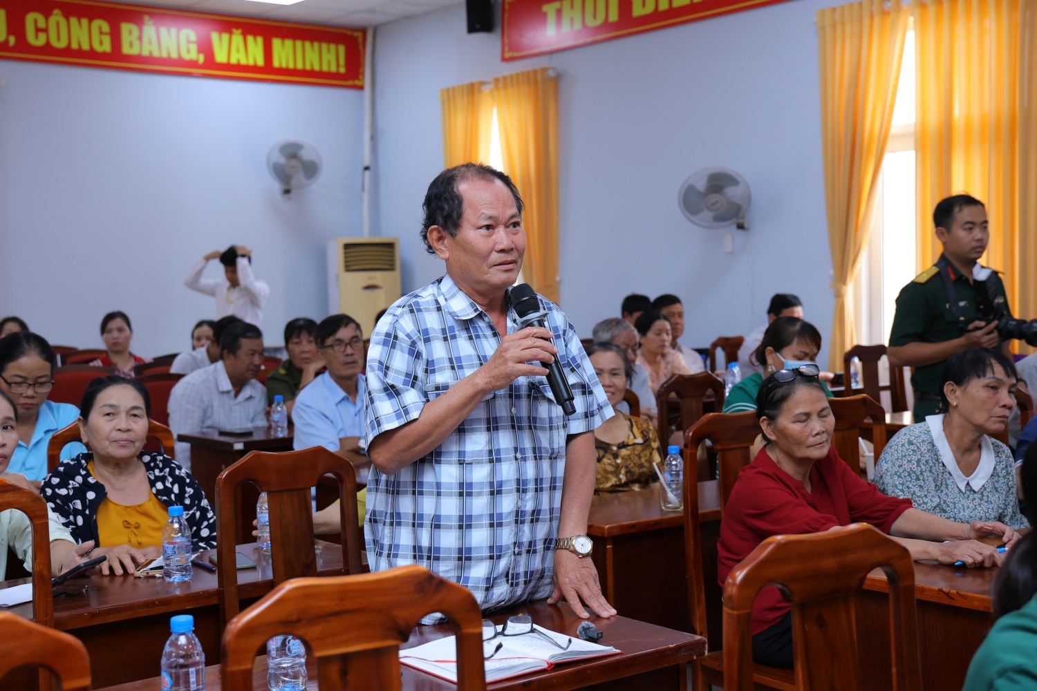 Cử tri xã Châu Pha (TP HCM) tin tưởng, kỳ vọng vào các ứng cử viên ĐBQH và HĐND Cử tri xã Châu Pha (TP HCM) tin tưởng, kỳ vọng vào các ứng cử viên ĐBQH và HĐND