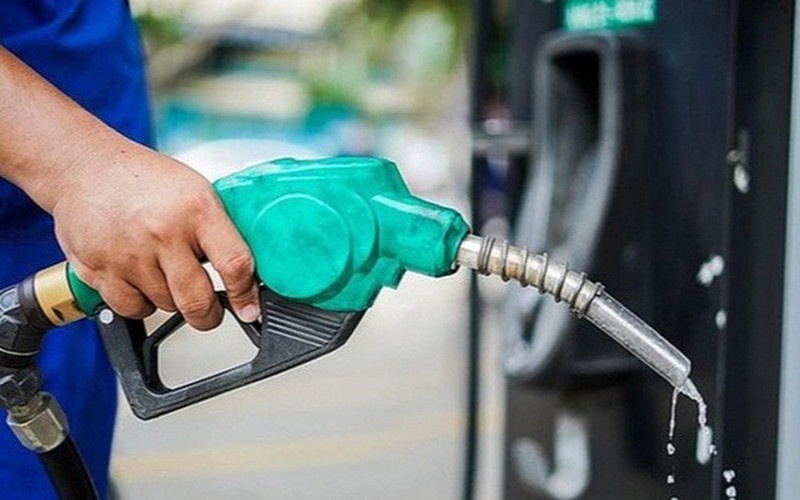 Nhập khẩu xăng dầu tăng vọt 78% trong quý đầu năm