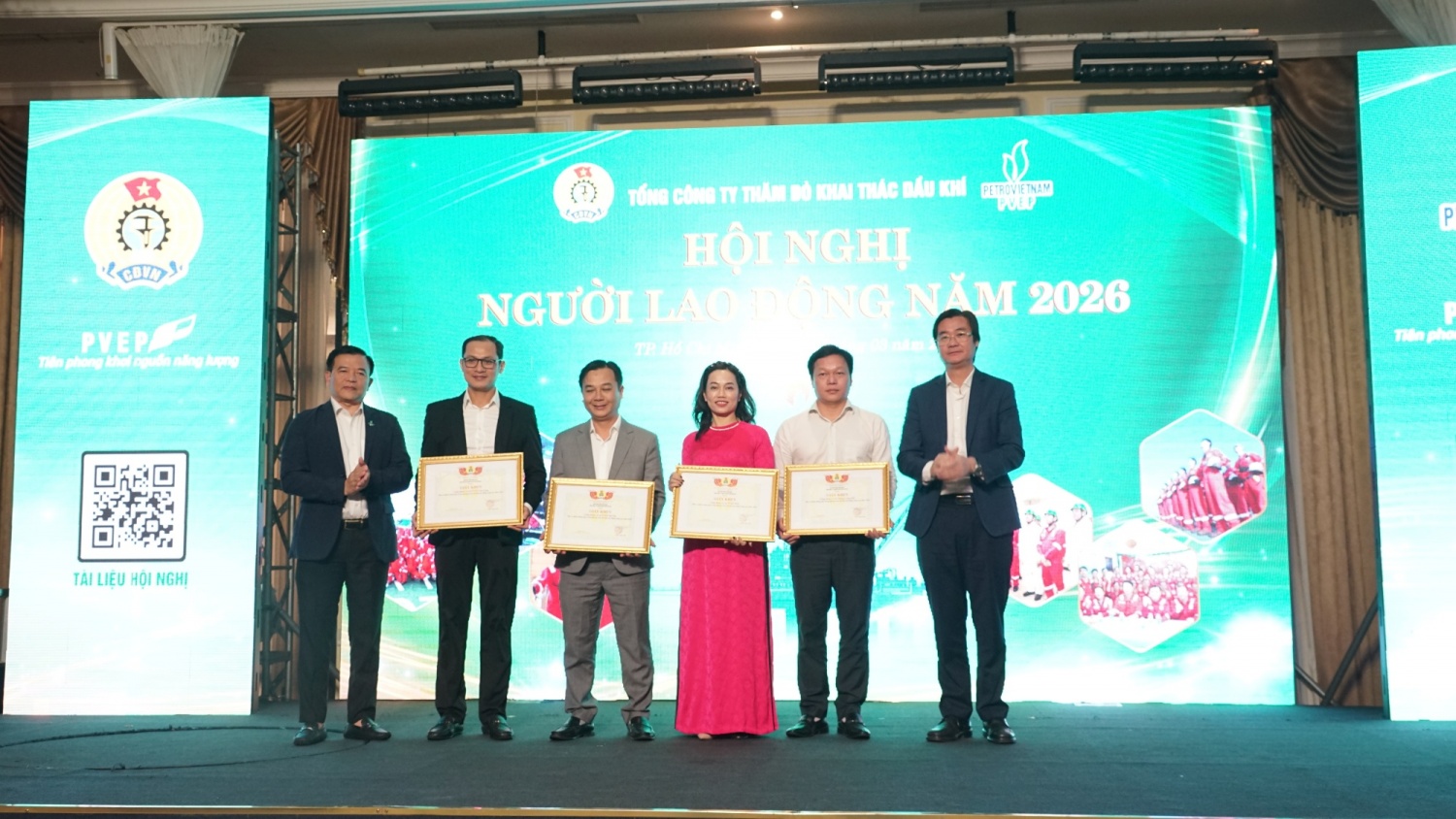 Hội nghị Người lao động PVEP 2026: Đồng thuận mục tiêu, phát động thi đua hoàn thành kế hoạch năm Hội nghị Người lao động PVEP 2026: Đồng thuận mục tiêu, phát động thi đua hoàn thành kế hoạch năm
