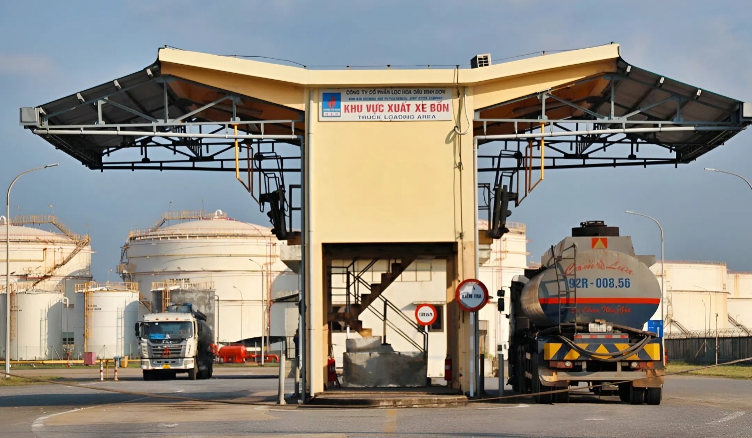 Phấn đấu đến 2035 đưa vào vận hành 2 nhà máy điện hạt nhân Ninh Thuận 1 và Ninh Thuận 2