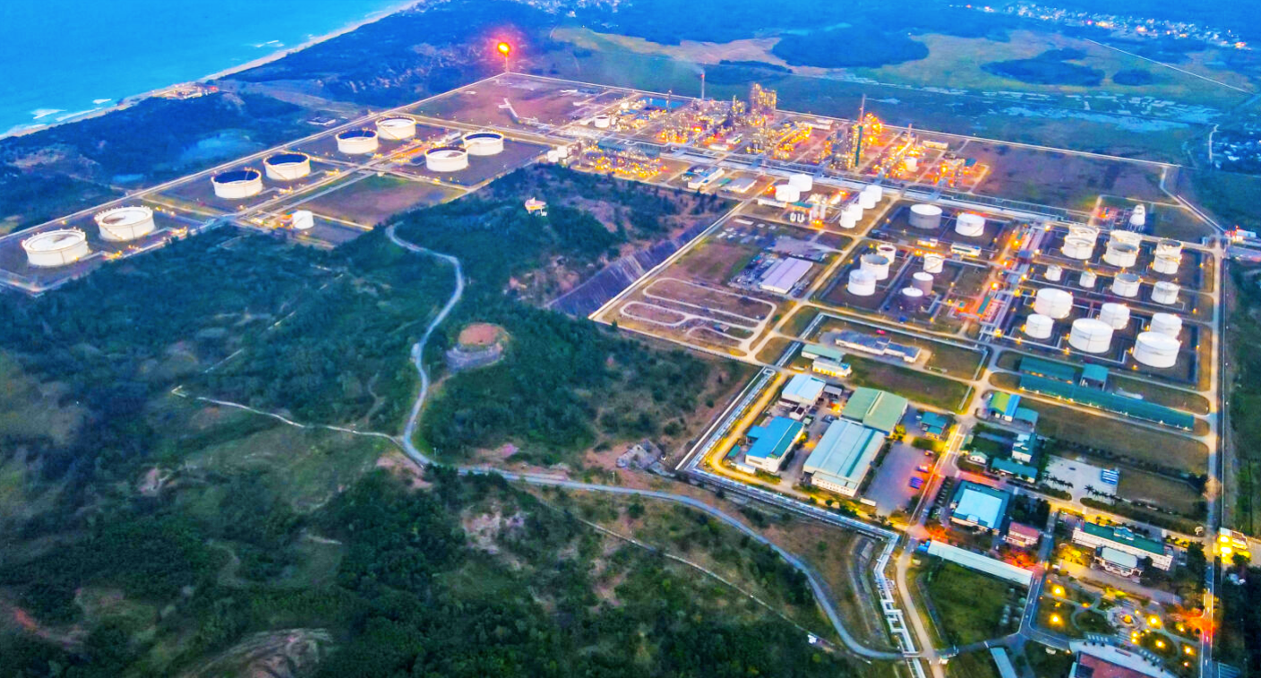 Petrovietnam bảo đảm tối ưu sản lượng khai thác dầu thô và sản xuất xăng dầu Petrovietnam bảo đảm tối ưu sản lượng khai thác dầu thô và sản xuất xăng dầu