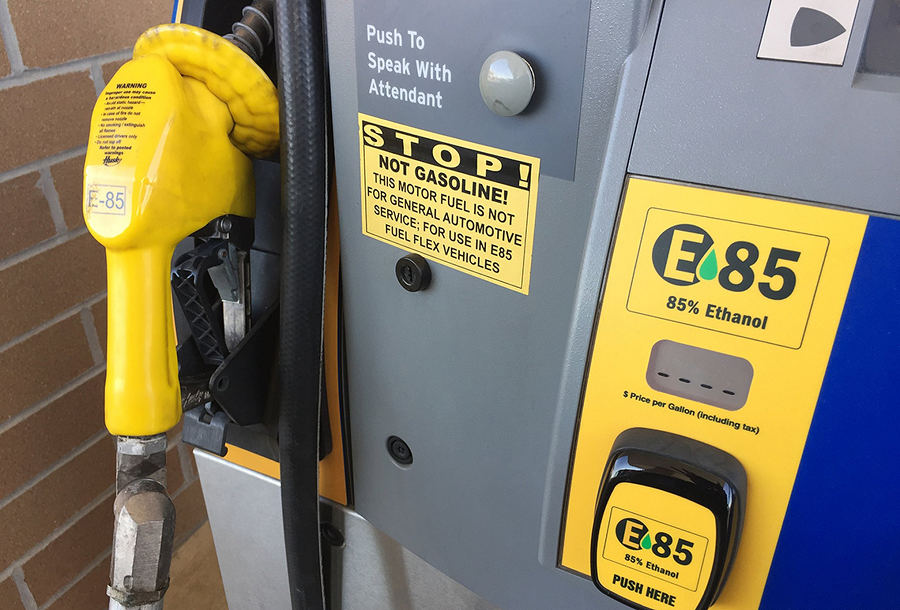 Giá dầu tăng vọt – cú hích cho sự xăng ethanol