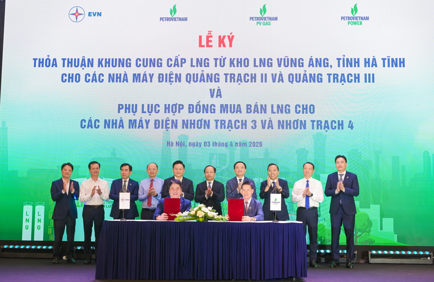 Đồng chí Phạm Văn Phong – Tổng Giám đốc PV GAS và đồng chí Nguyễn Anh Tuấn – Tổng Giám đốc EVN ký kết thỏa thuận Đồng chí Phạm Văn Phong – Tổng Giám đốc PV GAS và đồng chí Nguyễn Anh Tuấn – Tổng Giám đốc EVN ký kết thỏa thuận