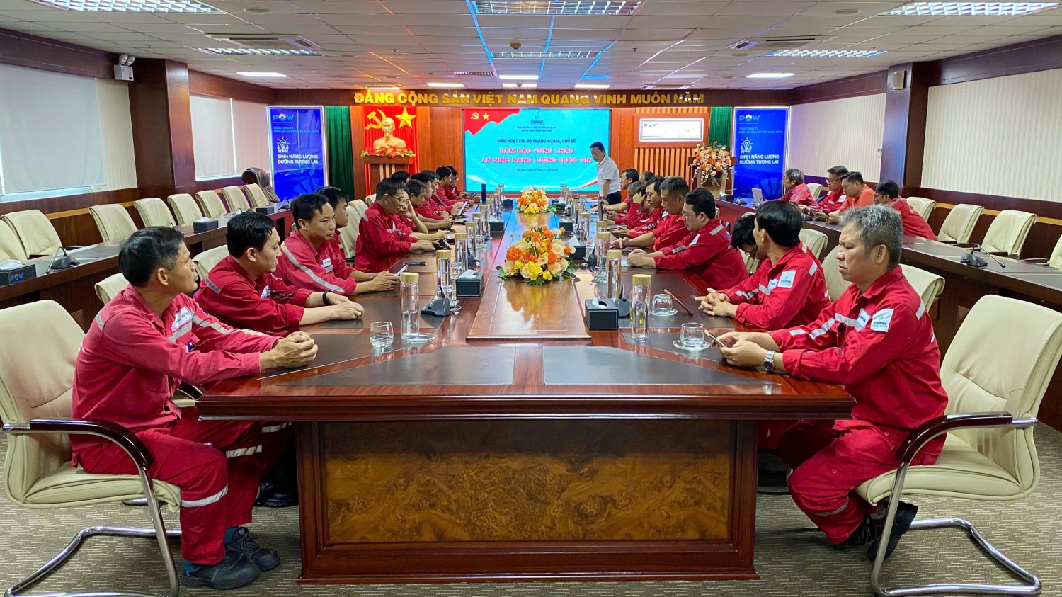 Đảng bộ Petrovietnam quyết tâm hành động vì mục tiêu bảo đảm an ninh năng lượng quốc gia Đảng bộ Petrovietnam quyết tâm hành động vì mục tiêu bảo đảm an ninh năng lượng quốc gia