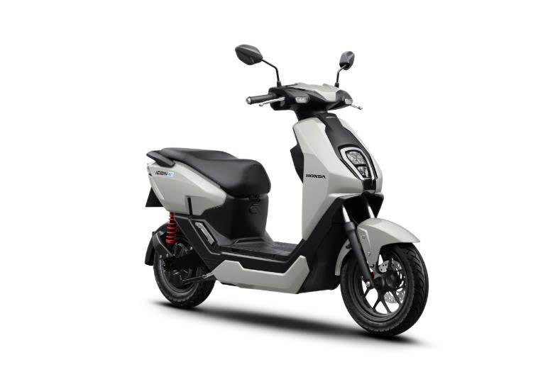 Thị trường xe điện tuần qua: Honda ICON e: điều chỉnh giá bán lẻ giảm 6 triệu đồng Thị trường xe điện tuần qua: Honda ICON e: điều chỉnh giá bán lẻ giảm 6 triệu đồng