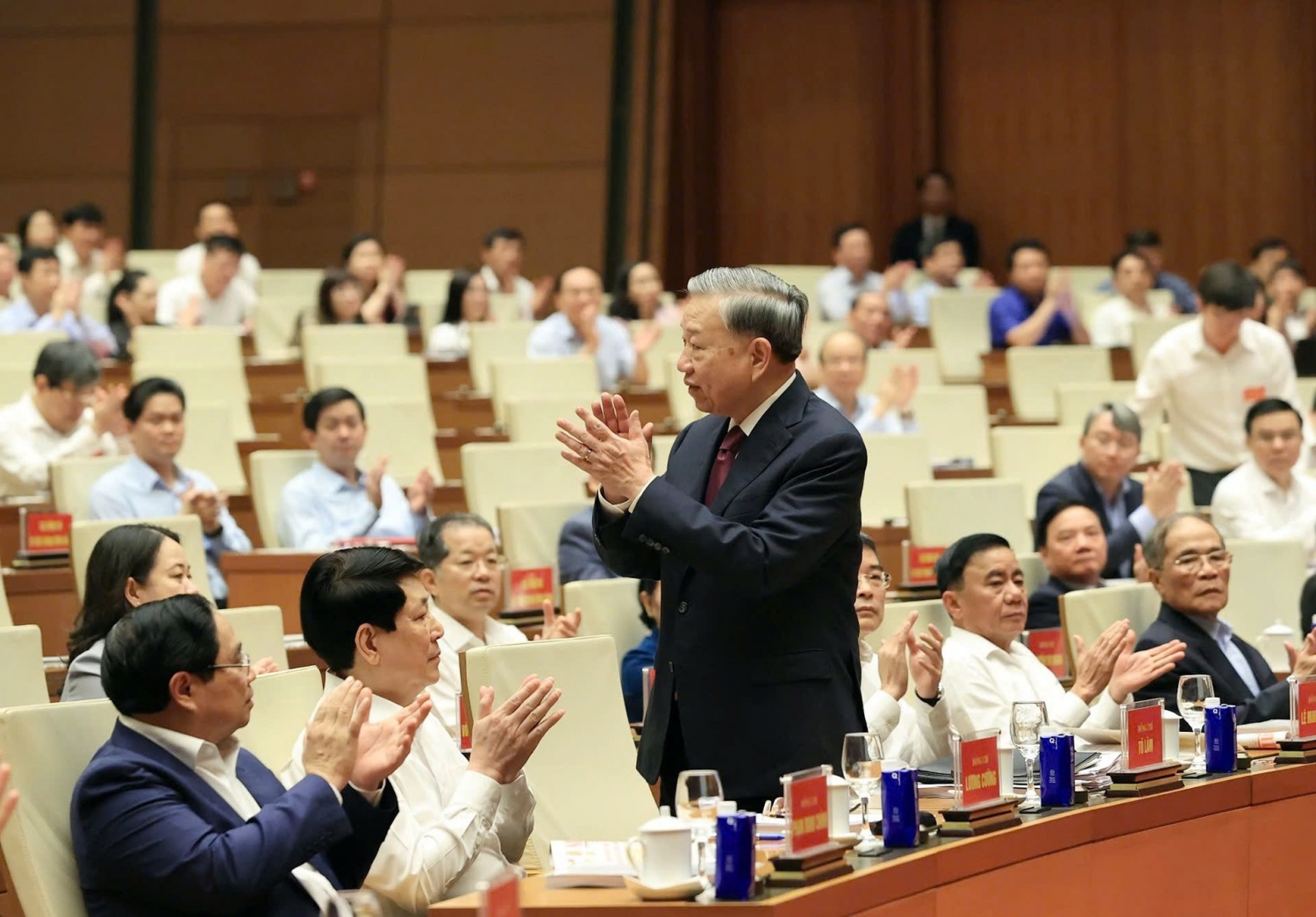 Petrovietnam tham gia Hội nghị toàn quốc quán triệt Nghị quyết Hội nghị Trung ương 2 khóa XIV Petrovietnam tham gia Hội nghị toàn quốc quán triệt Nghị quyết Hội nghị Trung ương 2 khóa XIV