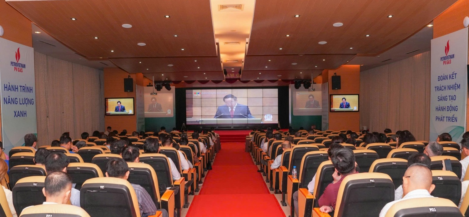 Petrovietnam tham gia Hội nghị toàn quốc quán triệt Nghị quyết Hội nghị Trung ương 2 khóa XIV Petrovietnam tham gia Hội nghị toàn quốc quán triệt Nghị quyết Hội nghị Trung ương 2 khóa XIV