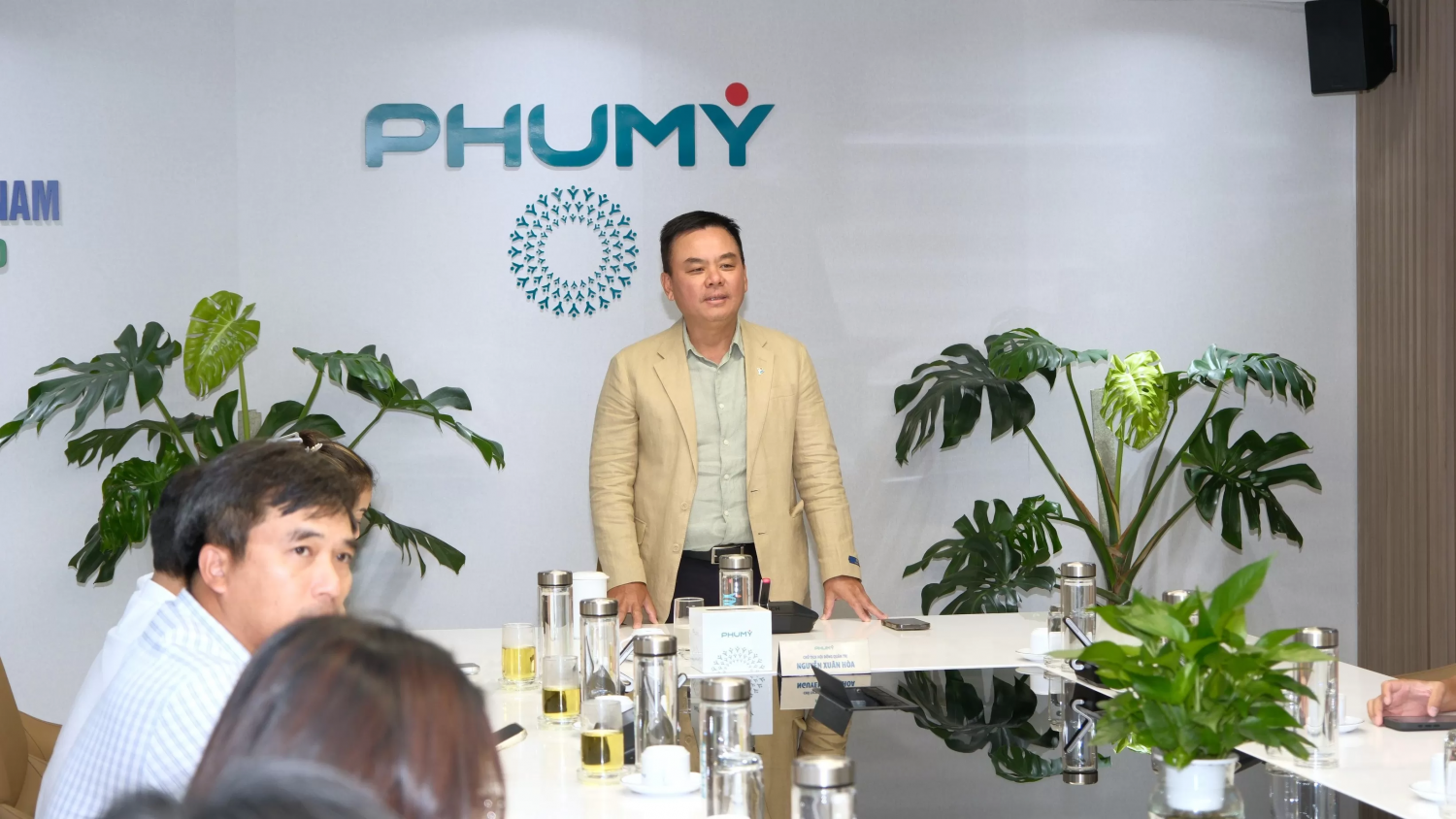 PetroVietnam fertilizer and chemicals corporation (Phu My) reappoints two Deputy General Directors PetroVietnam fertilizer and chemicals corporation (Phu My) reappoints two Deputy General Directors