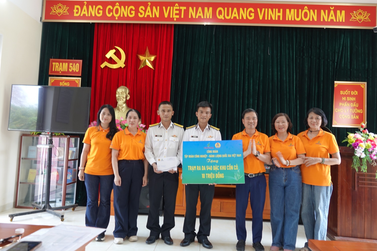 Hành trình gắn kết nghĩa tình biển đảo, lan tỏa văn hóa Petrovietnam