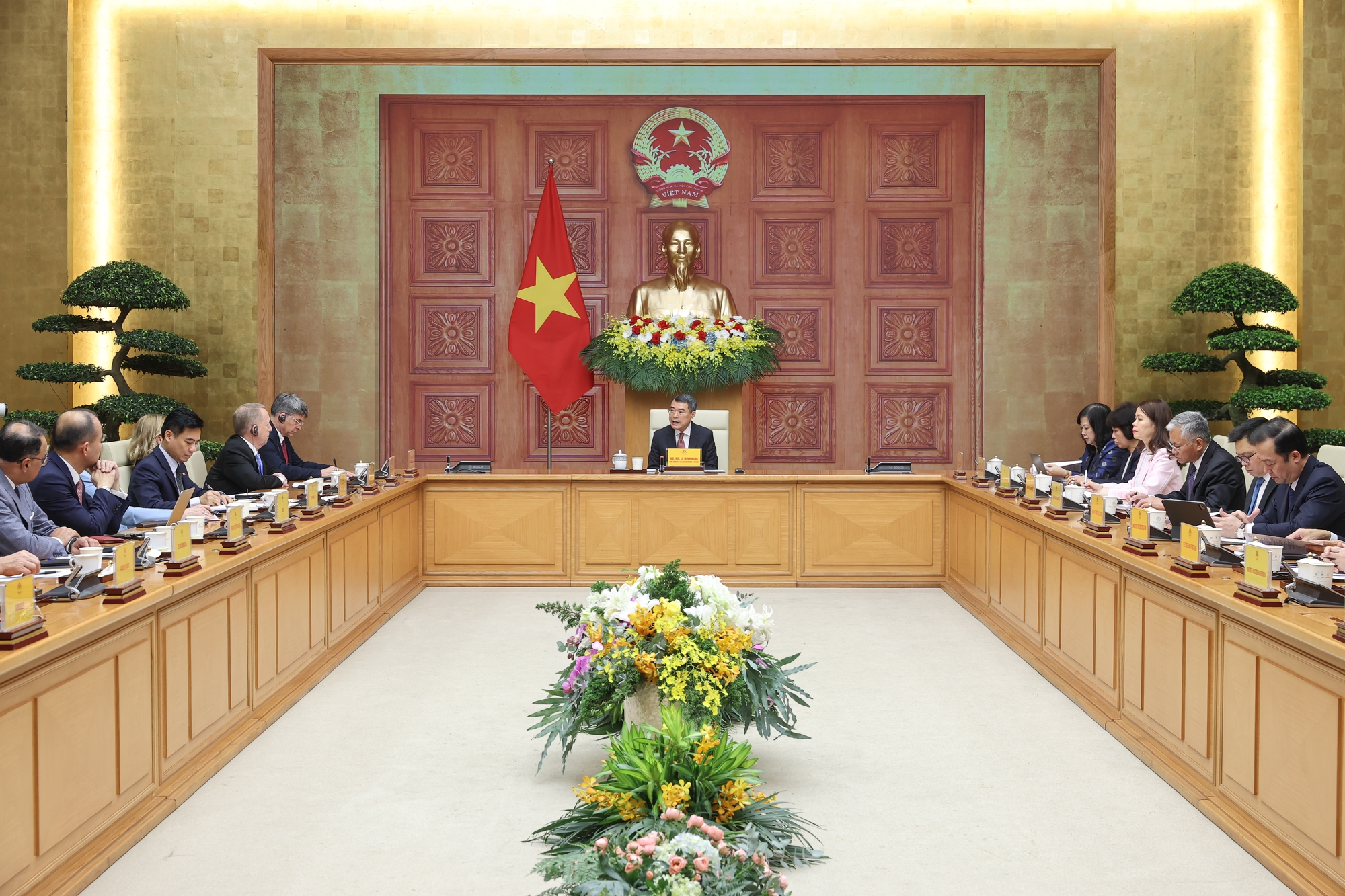 Thủ tướng Lê Minh Hưng làm việc với 52 doanh nghiệp hàng đầu của Hoa Kỳ- Ảnh 1.
