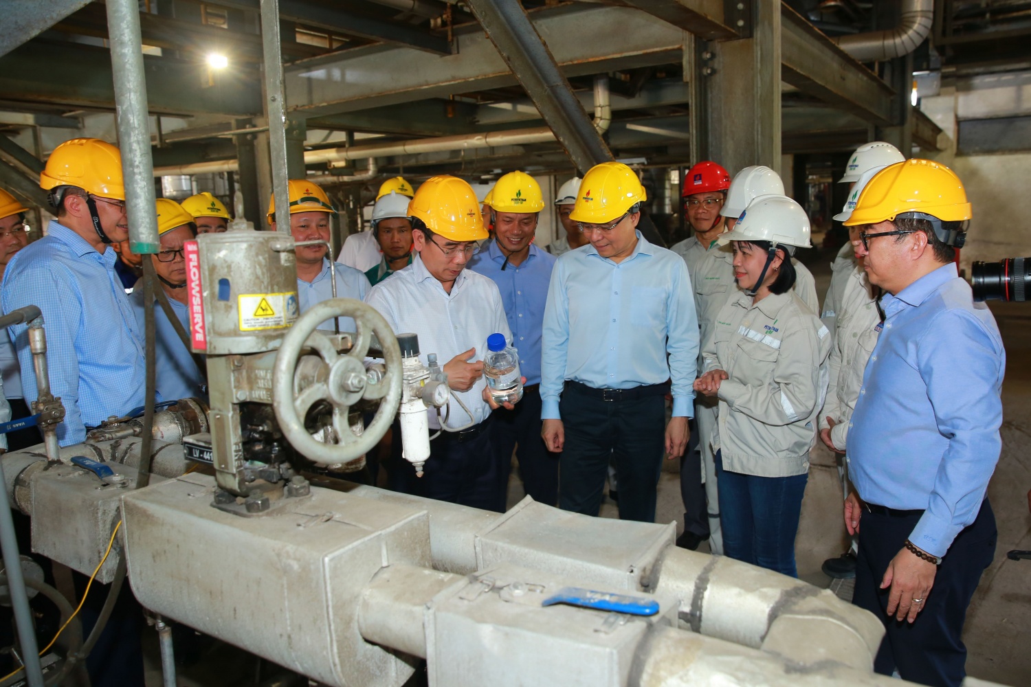 Petrovietnam: Chủ động trước biến động, góp phần bảo đảm an ninh năng lượng Petrovietnam: Chủ động trước biến động, góp phần bảo đảm an ninh năng lượng