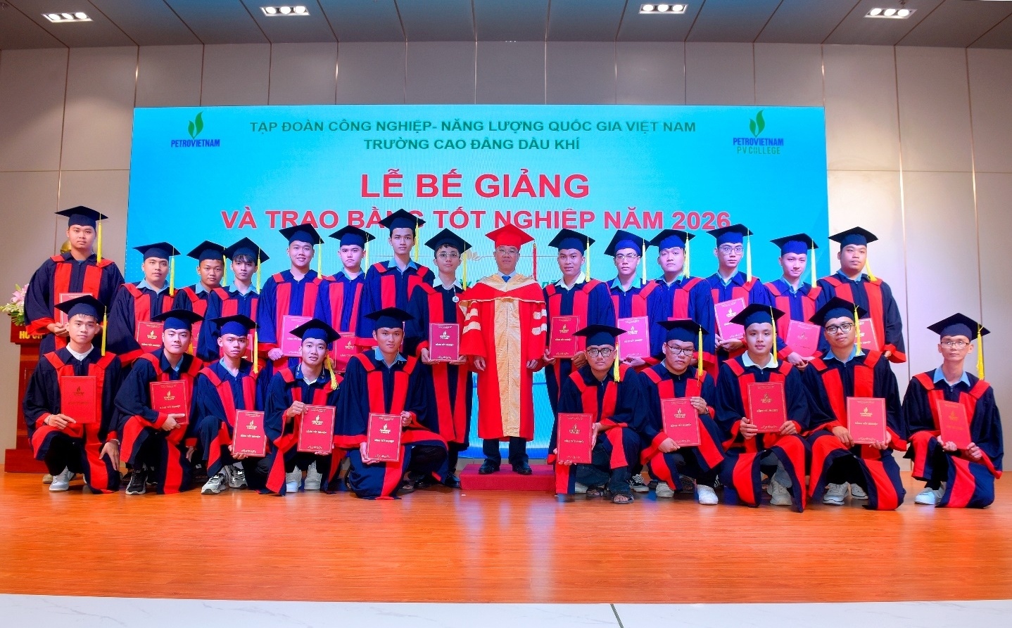 Tốt nghiệp khóa 2023: Dấu ấn chất lượng đào tạo của PV College Lễ tốt nghiệp khóa 2023: Dấu ấn chất lượng đào tạo của PV College