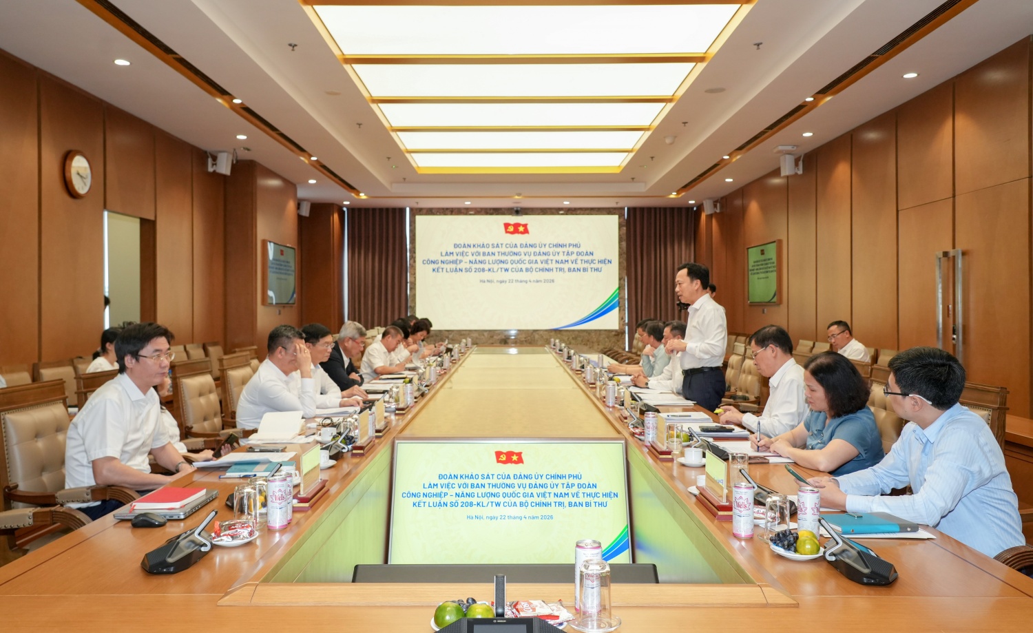 Đoàn khảo sát Đảng ủy Chính phủ khảo sát việc thực hiện Kết luận số 208-KL/TW, ngày 11/11/2025 của Bộ Chính trị, Ban Bí thư tại Đảng bộ Petrovietnam Đoàn khảo sát Đảng ủy Chính phủ khảo sát việc thực hiện Kết luận số 208-KL/TW, ngày 11/11/2025 của Bộ Chính trị, Ban Bí thư tại Đảng bộ Petrovietnam