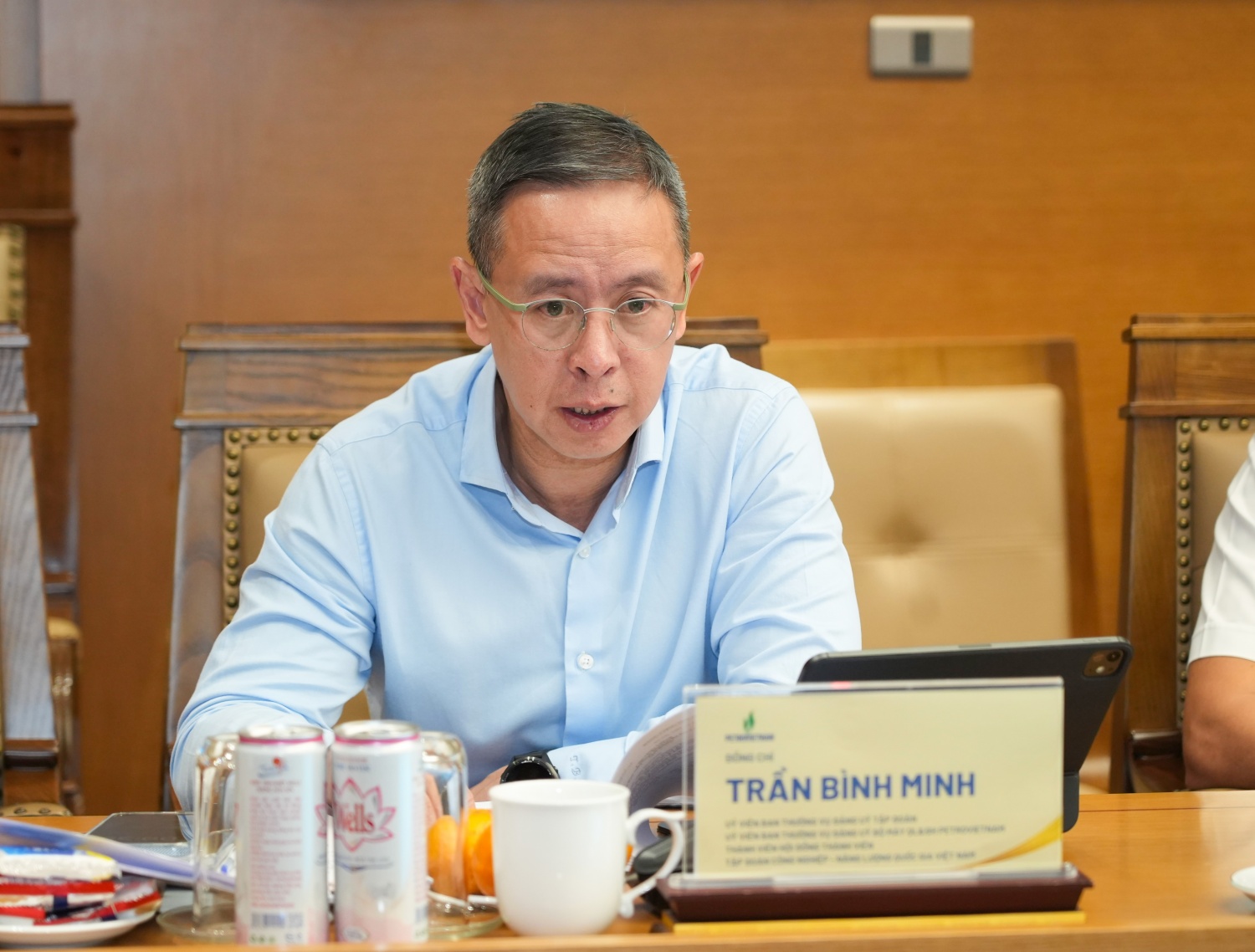 Tăng cường vai trò lãnh đạo của Đảng, giữ vững tăng trưởng trong bối cảnh thách thức Tăng cường vai trò lãnh đạo của Đảng, giữ vững tăng trưởng trong bối cảnh thách thức