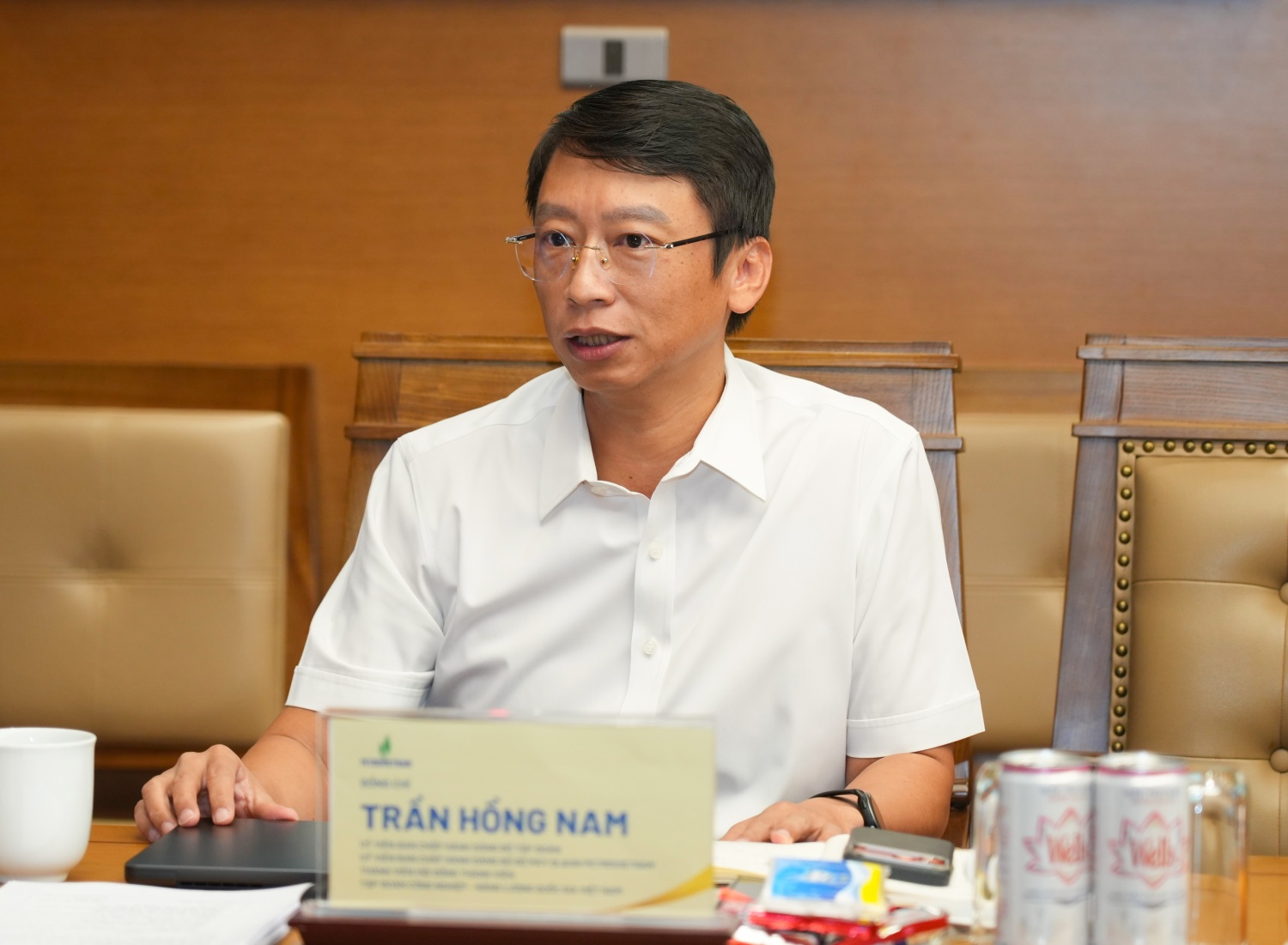 Tăng cường vai trò lãnh đạo của Đảng, giữ vững tăng trưởng trong bối cảnh thách thức Tăng cường vai trò lãnh đạo của Đảng, giữ vững tăng trưởng trong bối cảnh thách thức