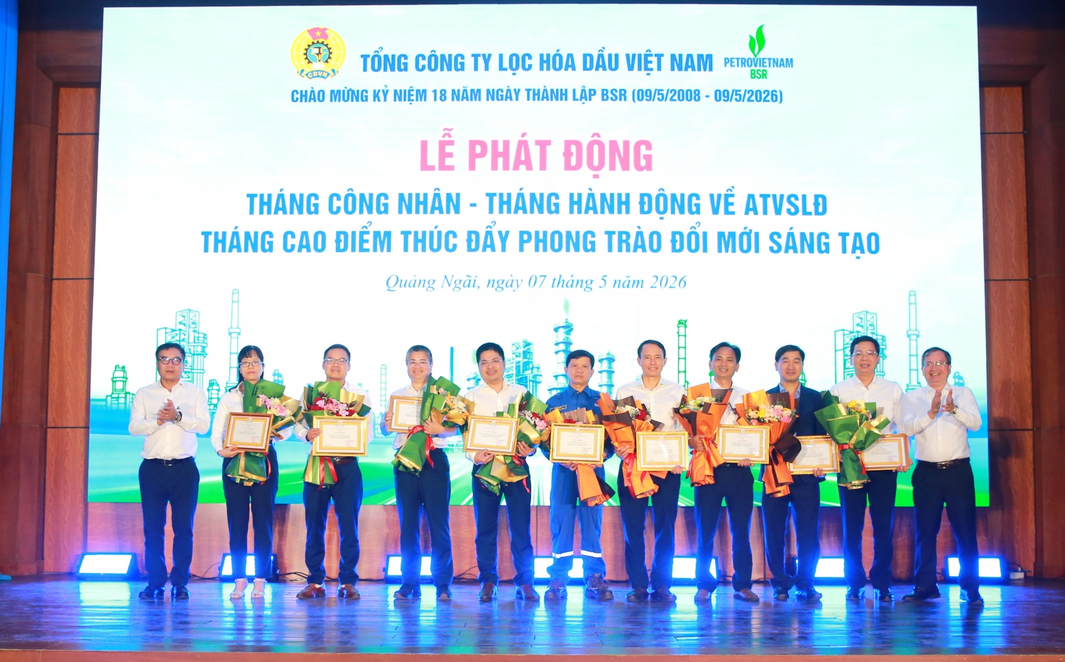 18 năm BSR: “Con người làm nên vị thế trung tâm lọc hóa dầu Việt Nam” 18 năm BSR: “Con người làm nên vị thế trung tâm lọc hóa dầu Việt Nam”