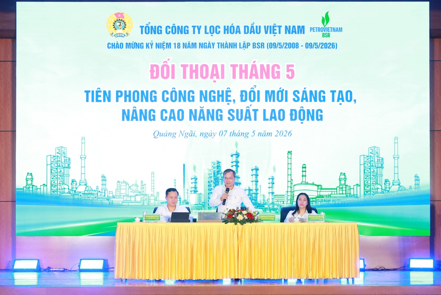 18 năm BSR: “Con người làm nên vị thế trung tâm lọc hóa dầu Việt Nam” 18 năm BSR: “Con người làm nên vị thế trung tâm lọc hóa dầu Việt Nam”