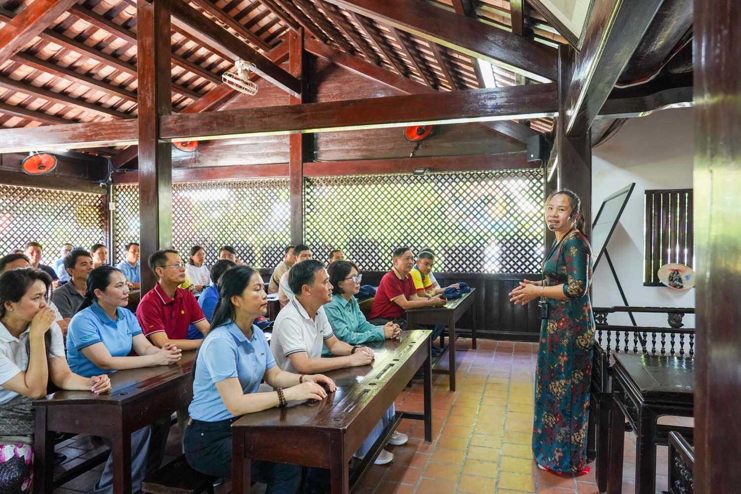 Hành trình kết nối truyền thống và tinh thần cống hiến của người lao động Petrovietnam Hành trình kết nối truyền thống và tinh thần cống hiến của người lao động Petrovietnam