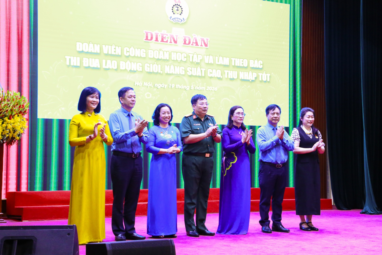 Công đoàn Petrovietnam lan tỏa tinh thần học và làm theo Bác bằng những hành động thiết thực vì người lao động Công đoàn Petrovietnam lan tỏa tinh thần học và làm theo Bác bằng những hành động thiết thực vì người lao động
