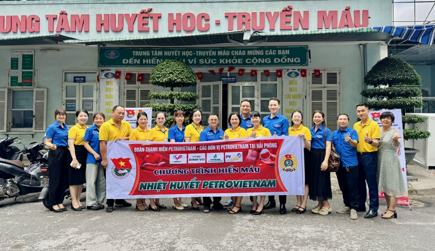 Đoàn Thanh niên VNPOLY tổ chức chương trình hiến máu “Nhiệt huyết Petrovietnam” Đoàn Thanh niên VNPOLY tổ chức chương trình hiến máu “Nhiệt huyết Petrovietnam”