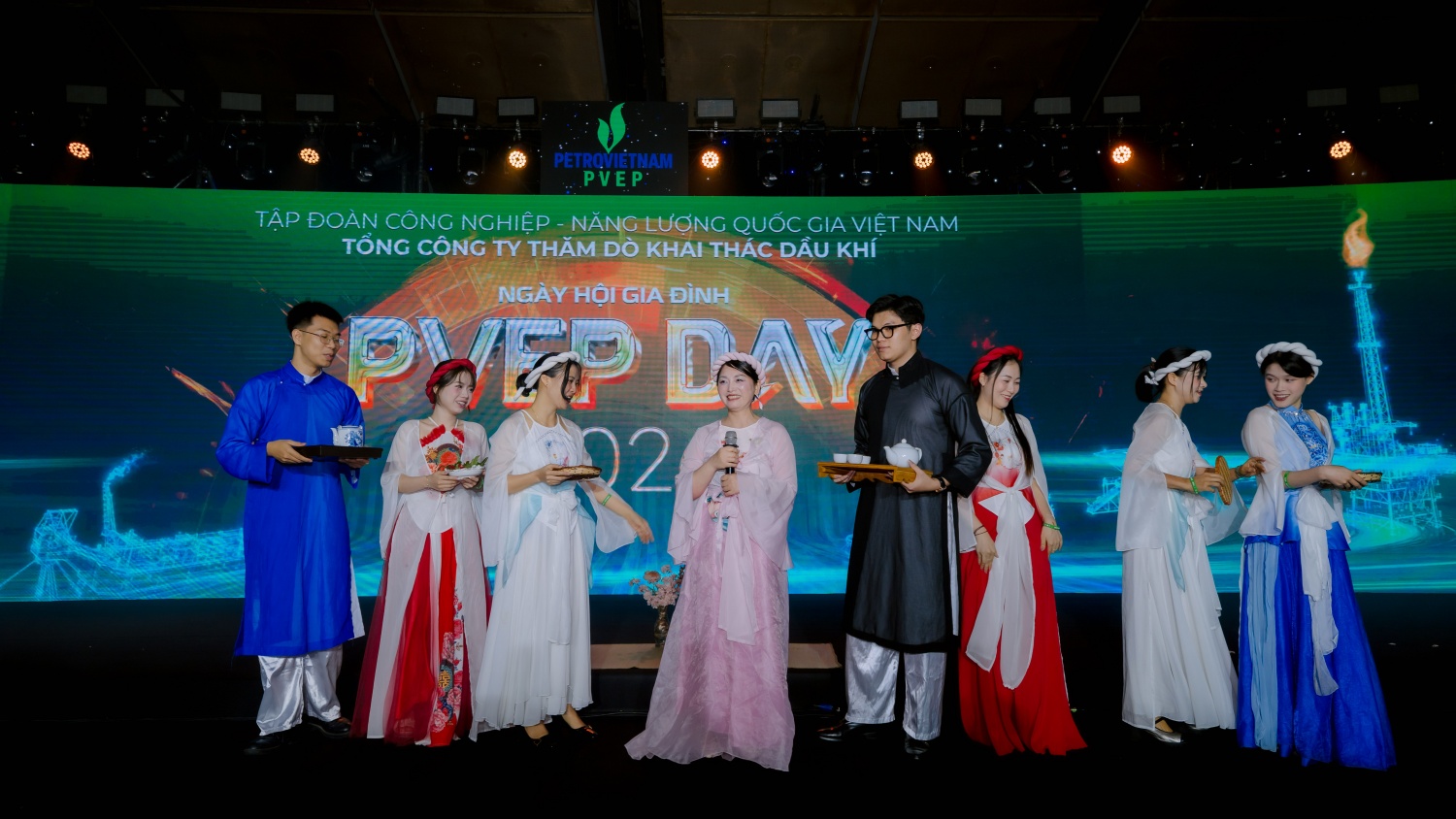 PVEP Sông Hồng Liên hoan Nghệ thuật quần chúng PVEP 2026: Khát vọng tuổi mới - Vững bước vươn xa