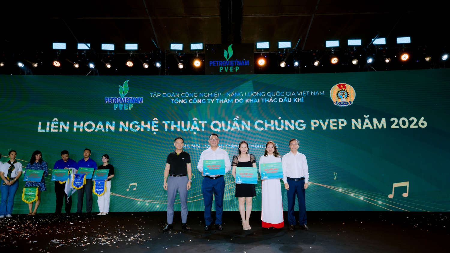 trao giả tiết mục ấn tượng Liên hoan Nghệ thuật quần chúng PVEP 2026: Khát vọng tuổi mới - Vững bước vươn xa