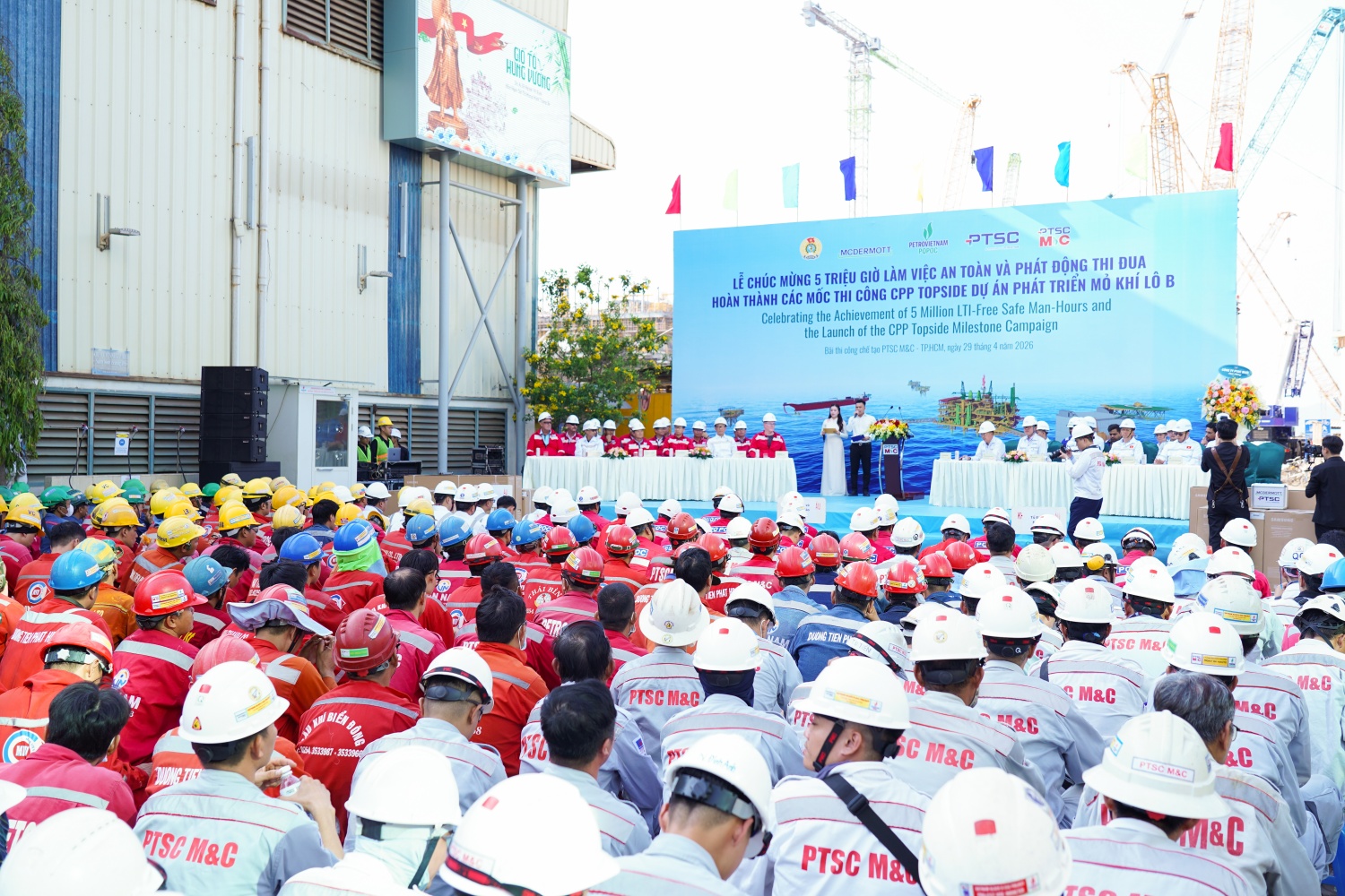 Petrovietnam trong cấu trúc hạ tầng, năng lượng, công nghiệp - dịch vụ của TP HCM