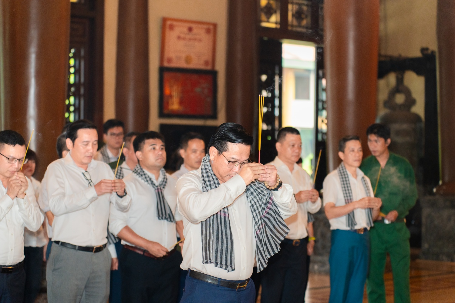 Chi bộ Kỹ thuật PVEP HCM kết nạp 3 đảng viên mới