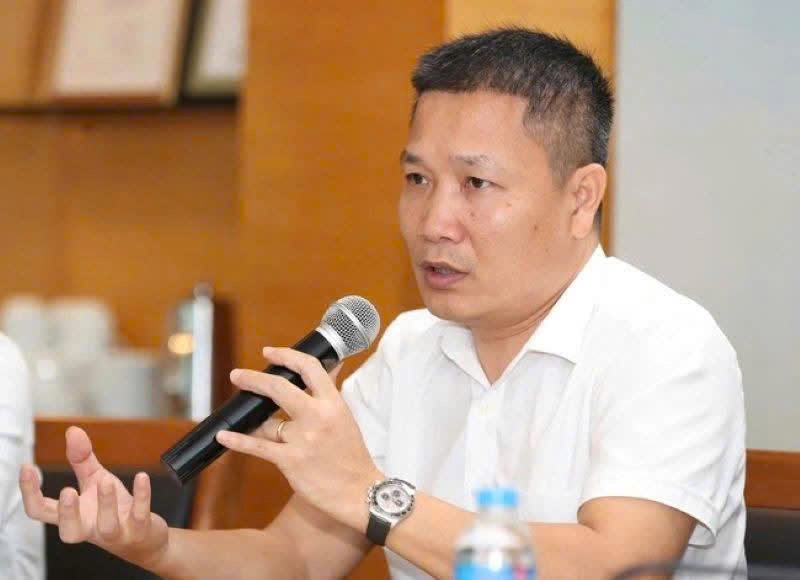 Chuyên gia ô tô nói gì về những lo ngại quanh xăng E10?