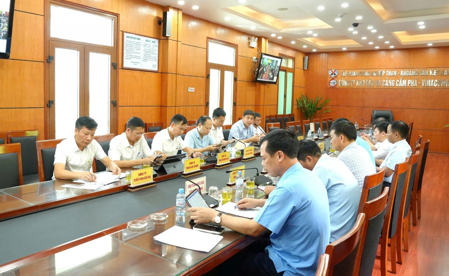 TKV - sản xuất đủ than cho các nhà máy điện 