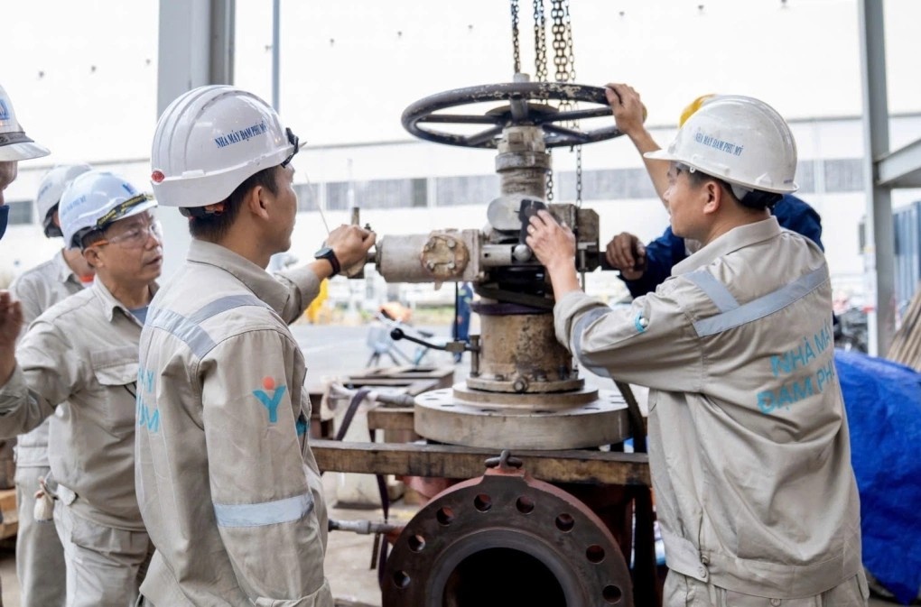 Nhờ những giải pháp kỹ thuật triển khai đồng bộ, Nhà máy Đạm Phú Mỹ vận hành ổn định, vượt công suất thiết kế. 
