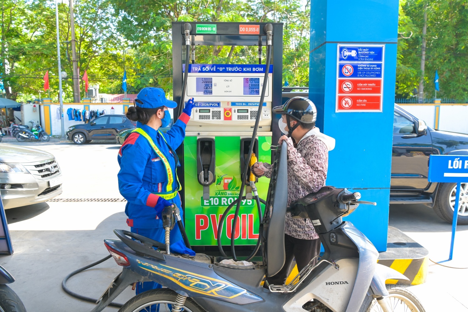 Giữ “mạch máu” và “hơi thở” của nền kinh tế Giữ “mạch máu” và “hơi thở” của nền kinh tế