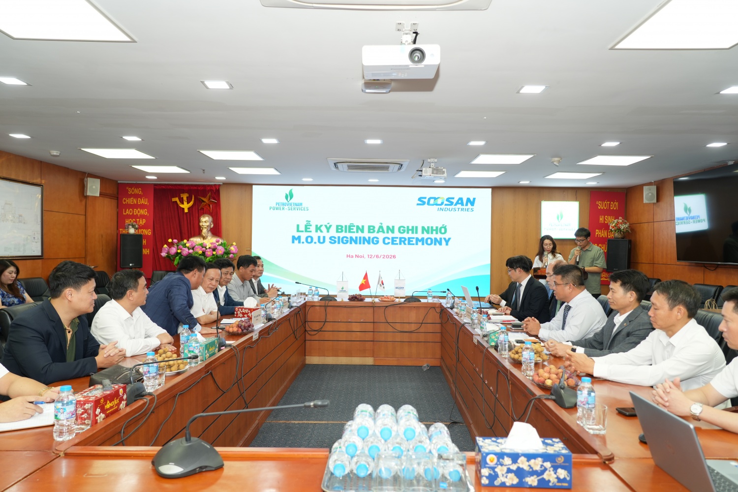 Toàn cảnh buổi lễ ký kết giữa PVPS và SOOSAN