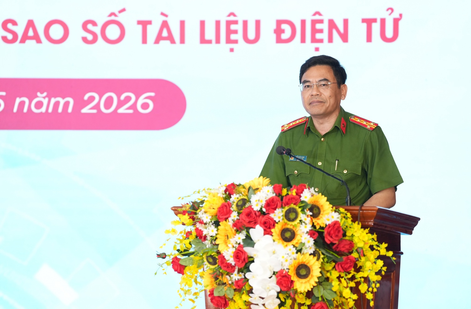 Agribank đồng hành cùng tỉnh Ninh Bình triển khai mô hình Kiosk thông minh: “Cú hích” chuyển đổi số hành chính công Agribank đồng hành cùng tỉnh Ninh Bình triển khai mô hình Kiosk thông minh: “Cú hích” chuyển đổi số hành chính công