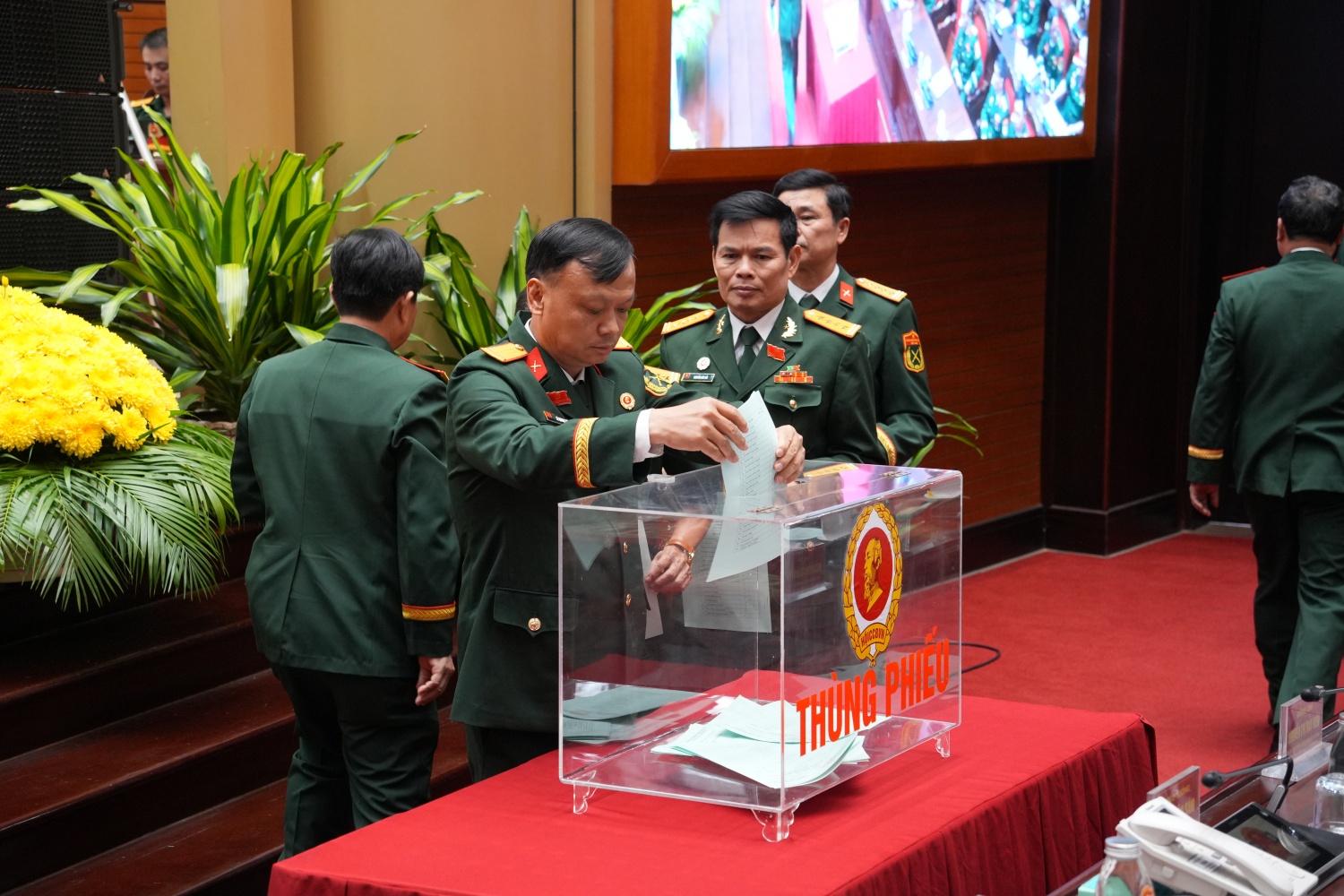 Đoàn đại biểu Hội CCB Petrovietnam tham dự Phiên thứ nhất Đại hội đại biểu Hội CCB Việt Nam lần thứ VIII